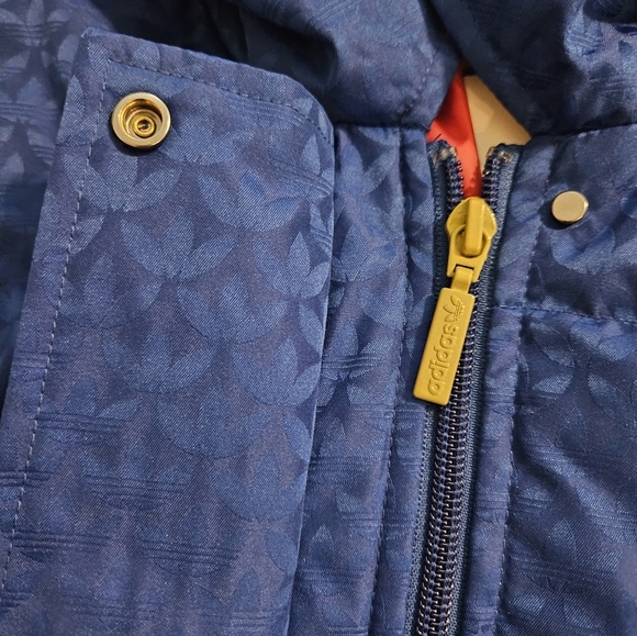 New Adidas Woman's Puffer Jacket Royal Blue Sz L - Picture 9 of 15